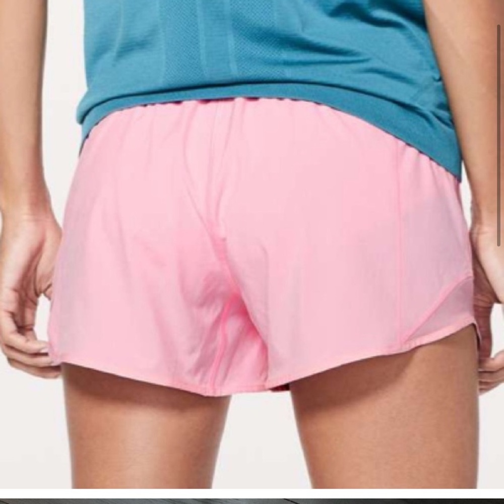 Lululemon Hotty Hot Shorts size 8 MIAMI PINK 2.5” Rare & Desired Discontinued - Picture 4 of 14